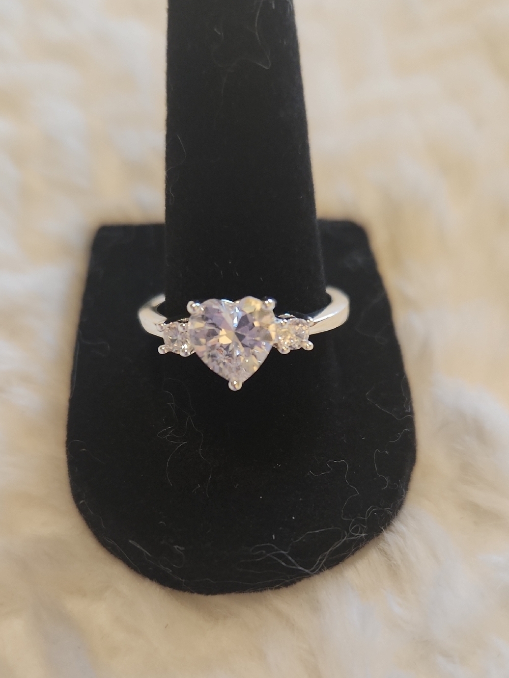 Precious NWOT Silver Heart-Cut Cubic Zirconia Ring Brand New Size 9